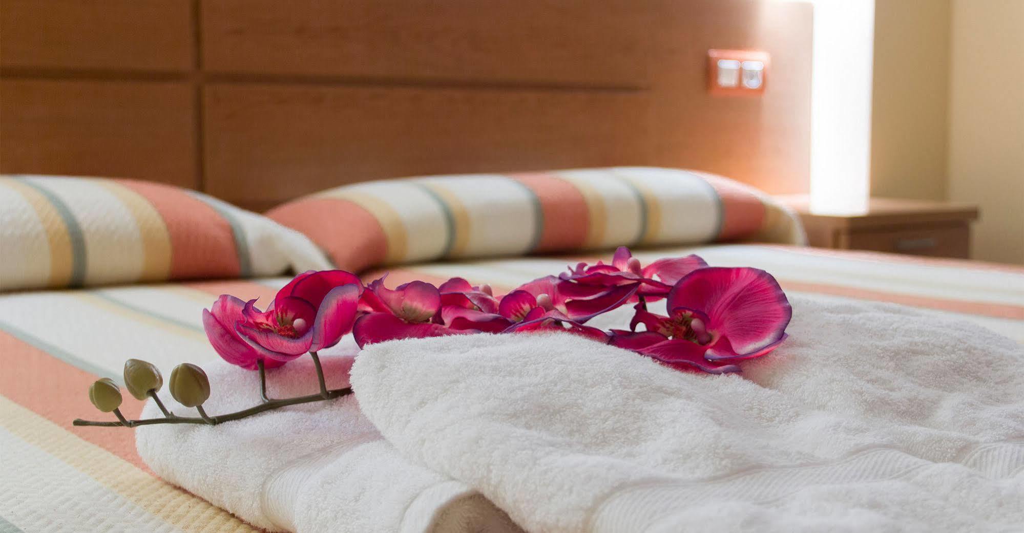 Apartamentos Cean Bermudez Gijón Dış mekan fotoğraf